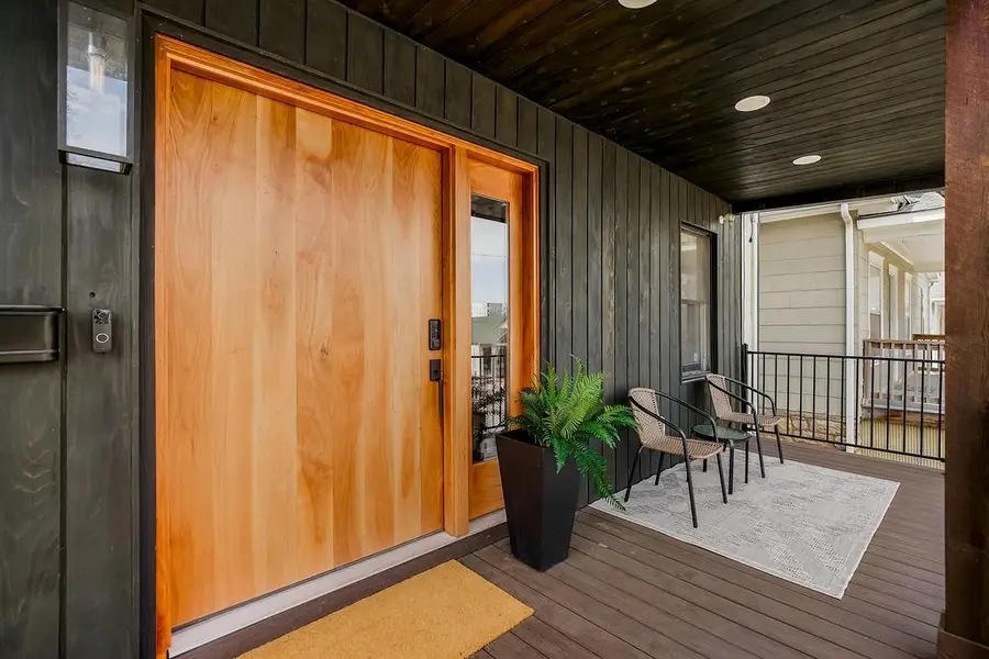 4536 Mercier Street, Kansas City, MO 64111 - #2