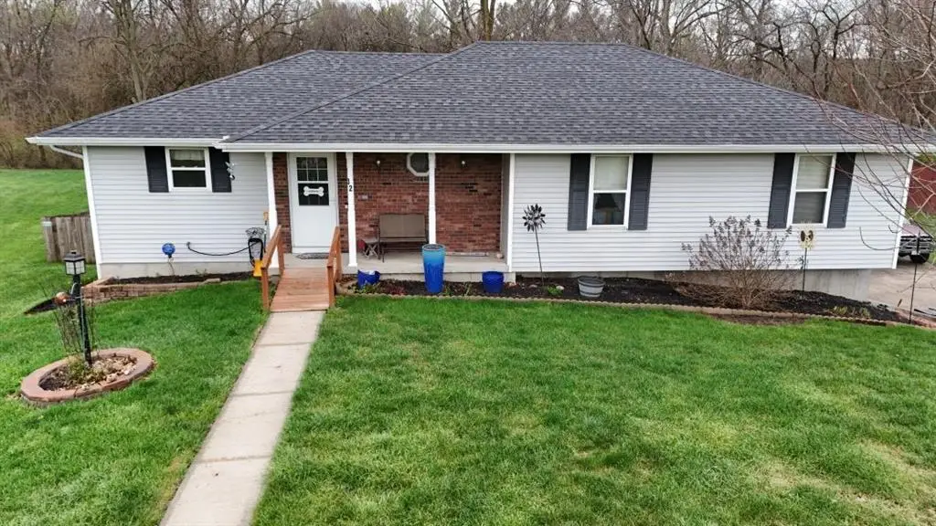 32 Mackenzie Drive, Saint Joseph, MO 64503 - #1