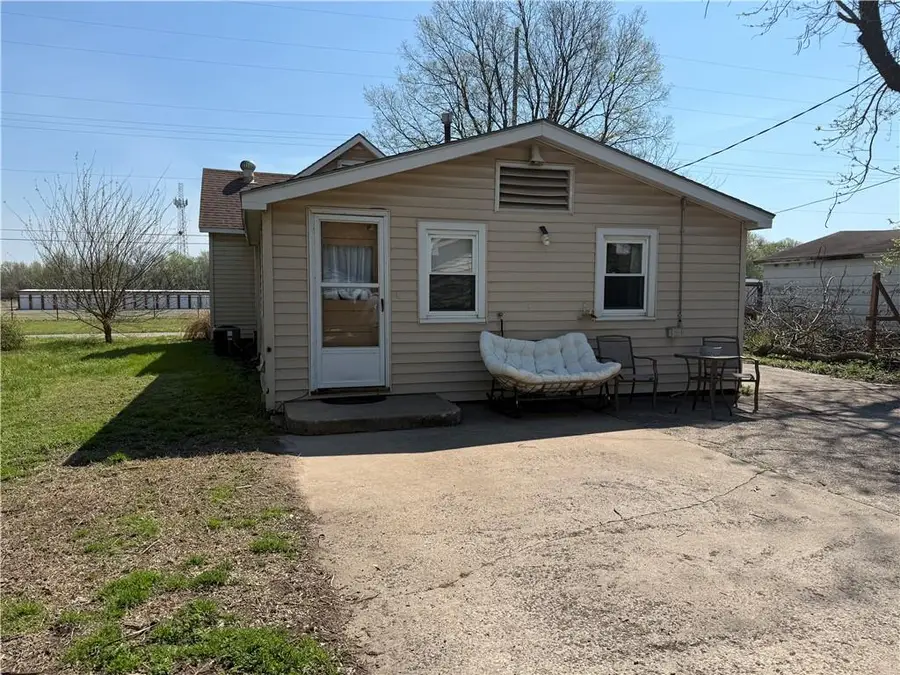 408 S Joplin Street, Pittsburg, KS 66762 - #3