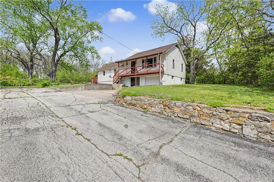 3110 S 37th Street, Kansas City, KS 66106 - #2