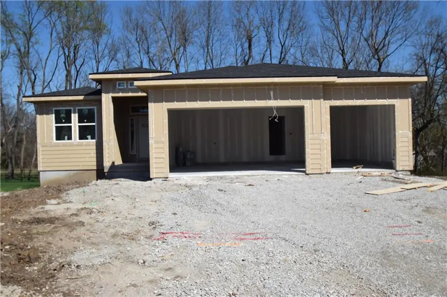 1703 SW Locust Street, Oak Grove, MO 64075 - #3