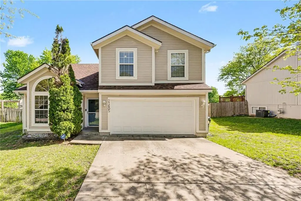 21605 W 50th Terrace, Shawnee, KS 66226 - #1