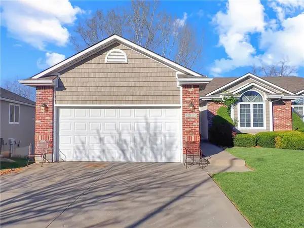 4523 Hedges Avenue, Kansas City, MO 64133