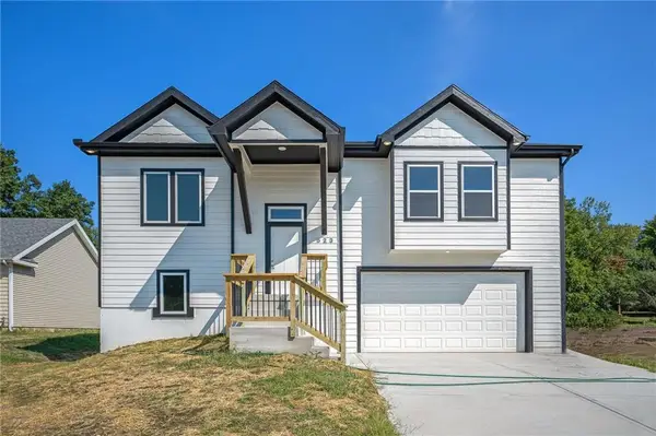 519 Hawthorne Street, Smithville, MO 64089