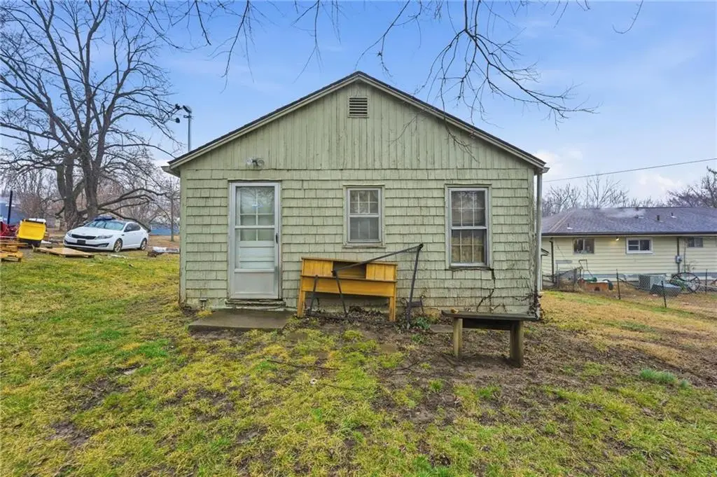 3734 Ditzler Avenue, Kansas City, MO 64133 - #1