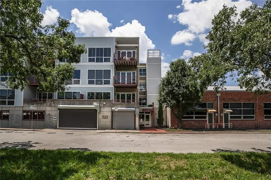 522 Locust Lane #201, Kansas City, MO 64106 - #2