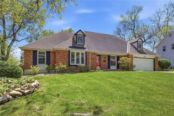 5805 W 90 Terrace, Overland Park, KS 66207