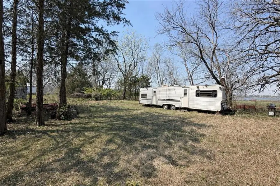 18760 Mckinley Lake Road, Lincoln, KS 67356 - #3