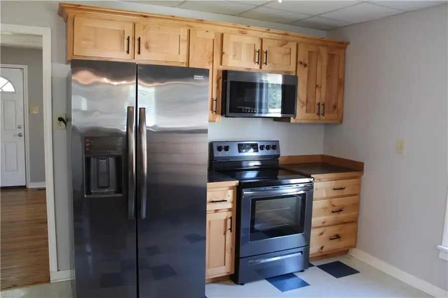 407 E Washington Street, Pittsburg, KS 66762 - #3