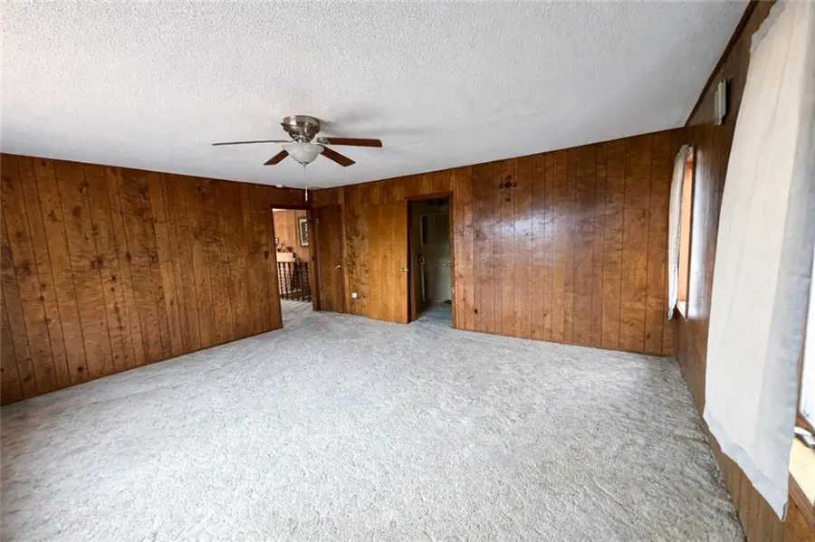 31982 Chesapeake Drive, Warsaw, MO 65355 - #2