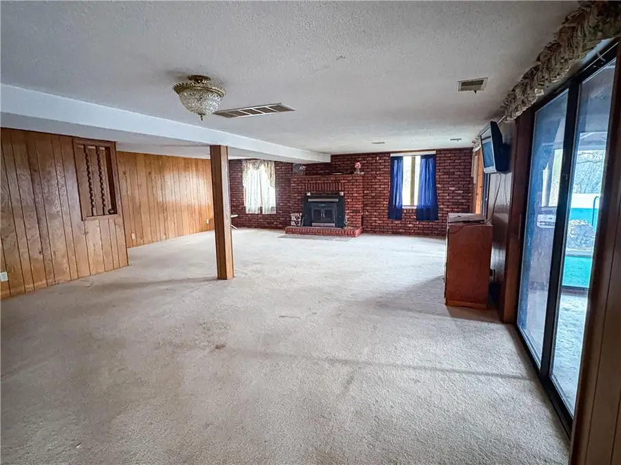 31982 Chesapeake Drive, Warsaw, MO 65355 - #3