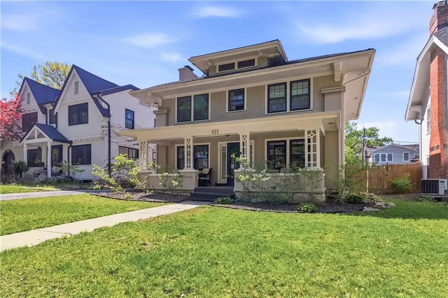 825 W Gregory Boulevard, Kansas City, MO 64114 - #3