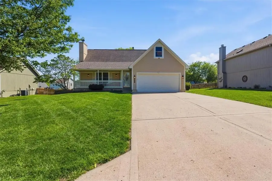 303 SW Albatross Court, Lees Summit, MO 64082 - #2