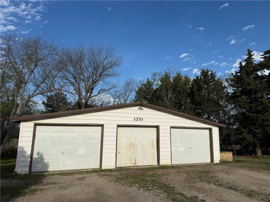 1270 Shetland Road, Burlington, KS 66839 - #2