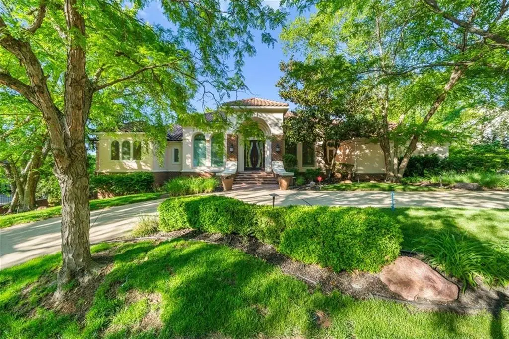 3104 W 117th Street, Leawood, KS 66211 - #1