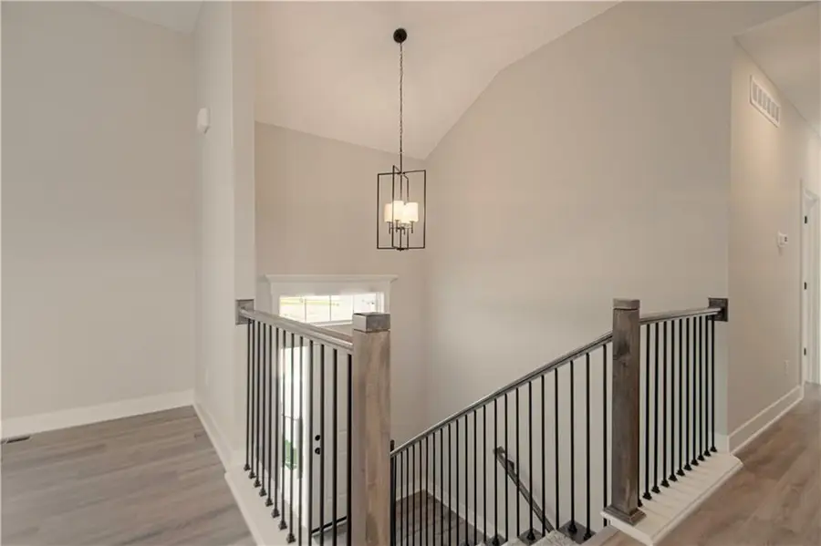 680 S Tybrook Avenue, Independence, MO 64056 - #3