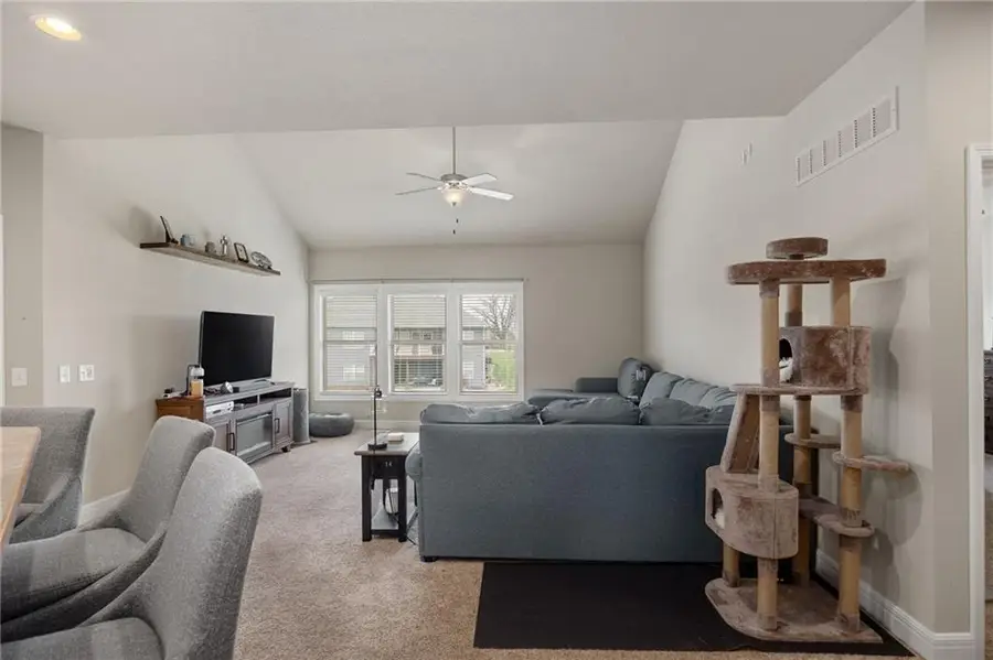 4504 Stonebridge Drive W, Saint Joseph, MO 64505 - #3