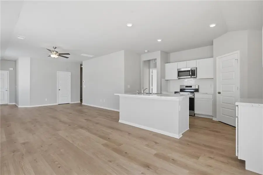 19435 Lincoln Street, Spring Hill, KS 66083 - #3