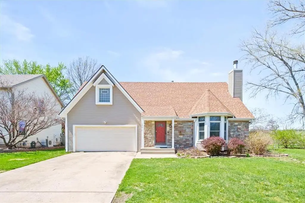 15410 Robinson Street, Overland Park, KS 66223 - #1