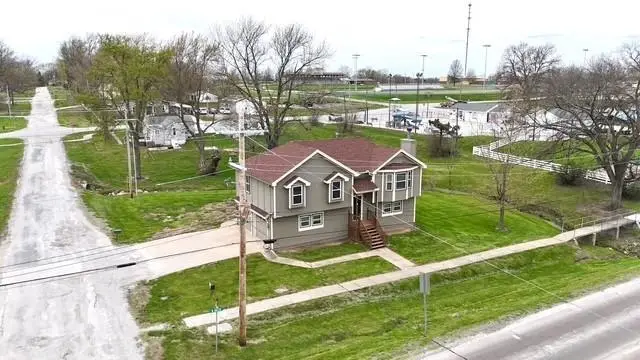 801 N Davis Street, Hamilton, MO 64644 - #3