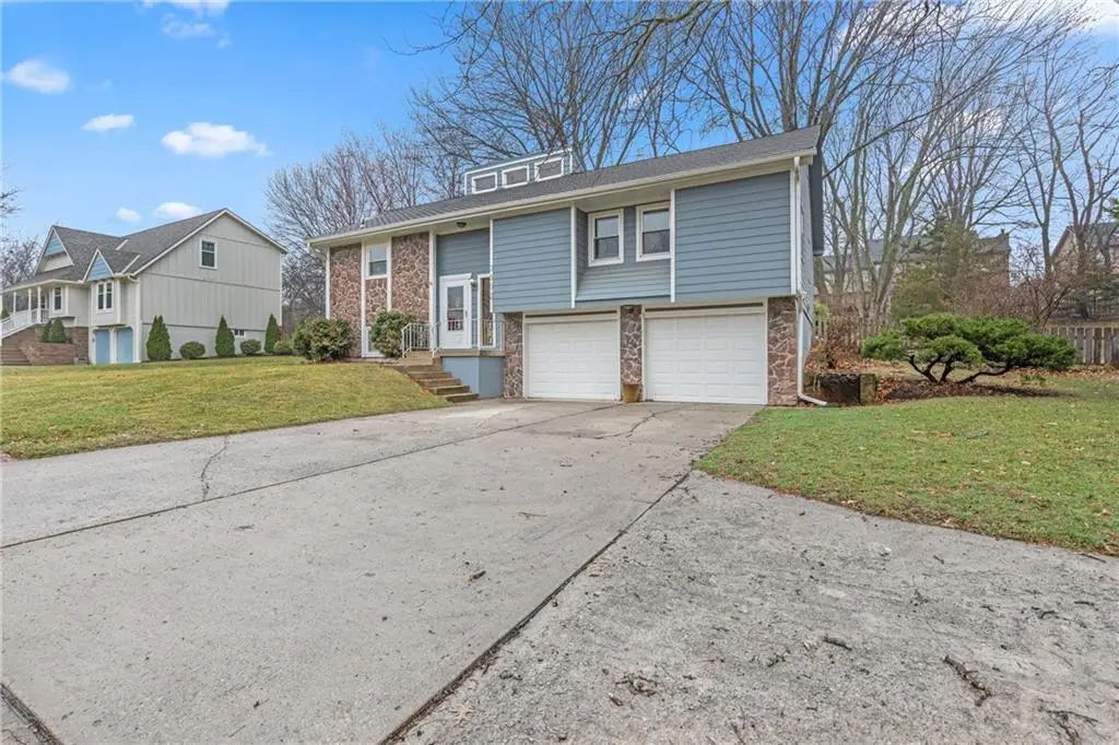 3502 NW Lake Drive, Lees Summit, MO 64064 - #1