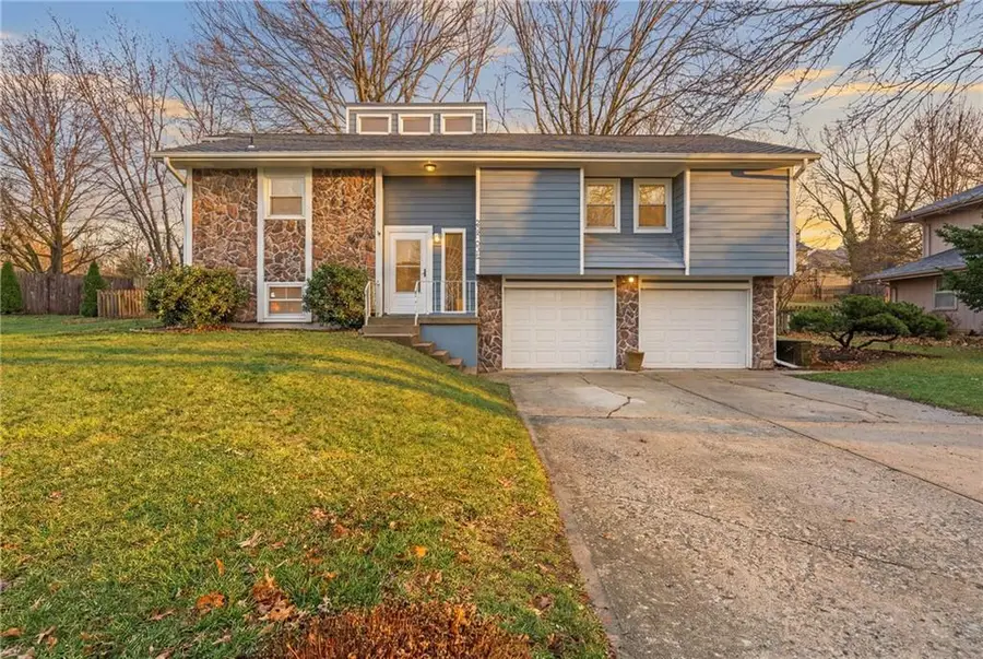 3502 NW Lake Drive, Lees Summit, MO 64064 - #2