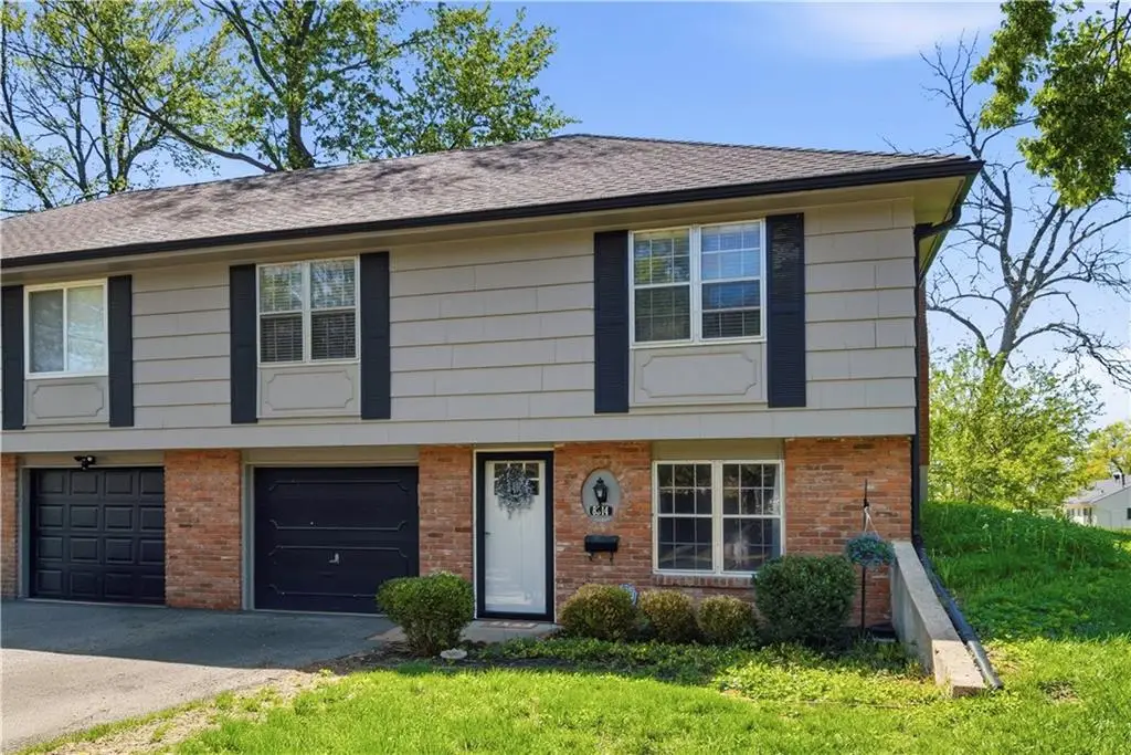 8314 Mackey Street, Overland Park, KS 66212 - #1