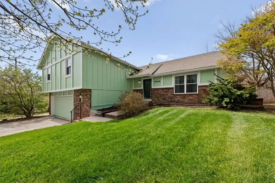 12205 W 72nd Street, Shawnee, KS 66216 - #2