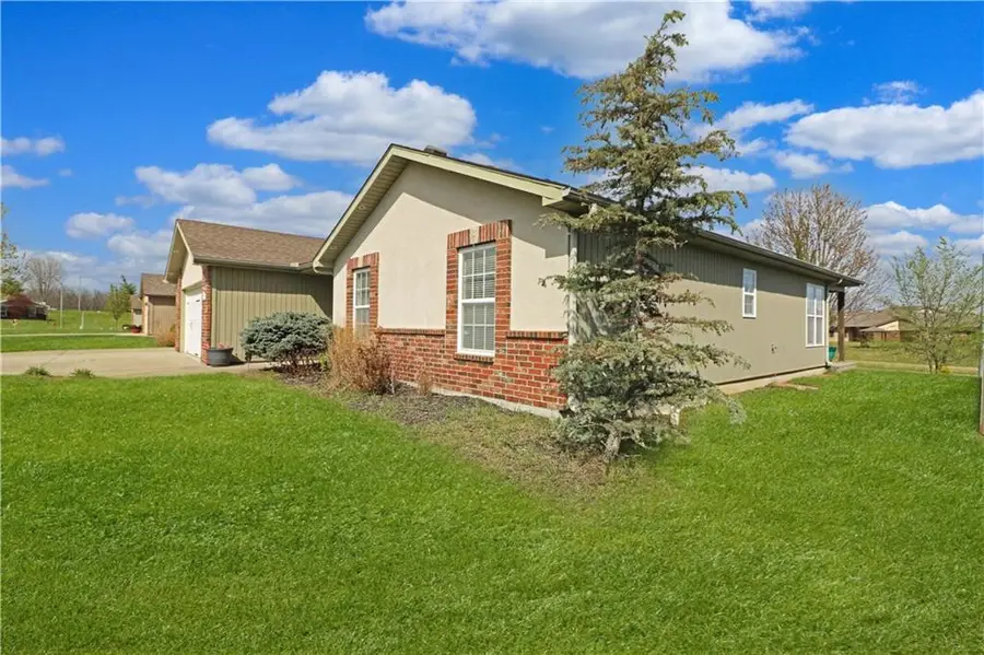 1215 Kimmy Lane, Warrensburg, MO 64093 - #3