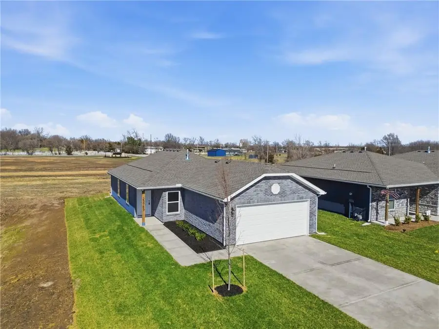 20763 Starside Street, Edgerton, KS 66021 - #2