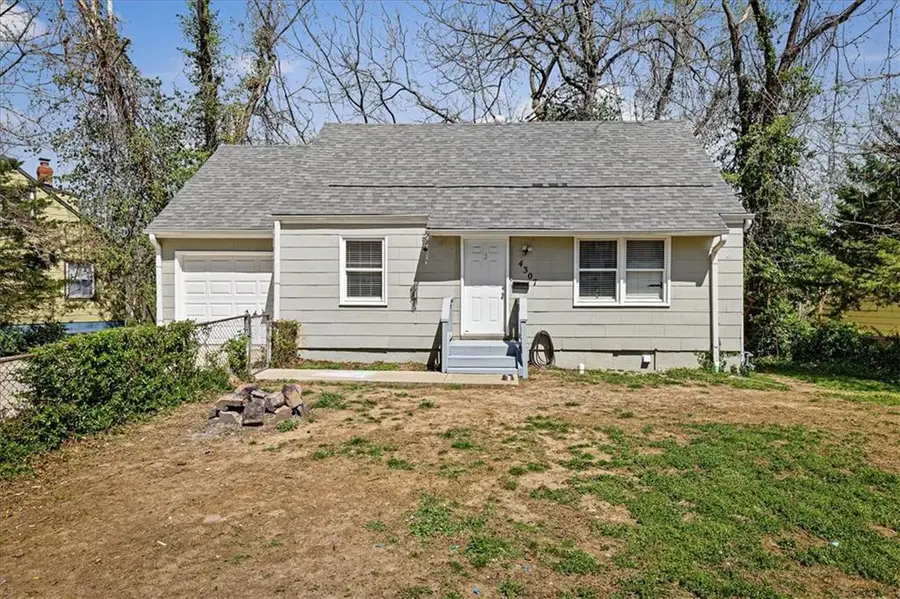 4307 Lister Avenue, Kansas City, MO 64130 - #2