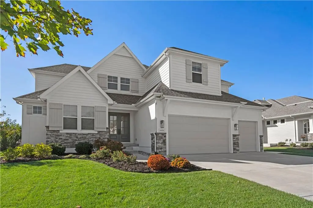 14686 S Parkhill Street, Olathe, KS 66062 - #1