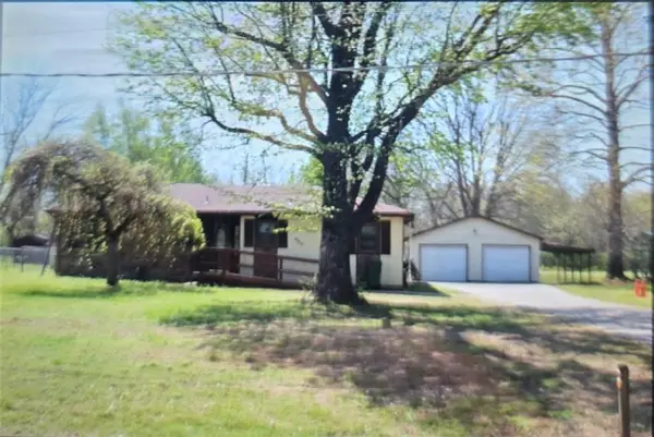 457 E 520th Avenue, Pittsburg, KS 66762