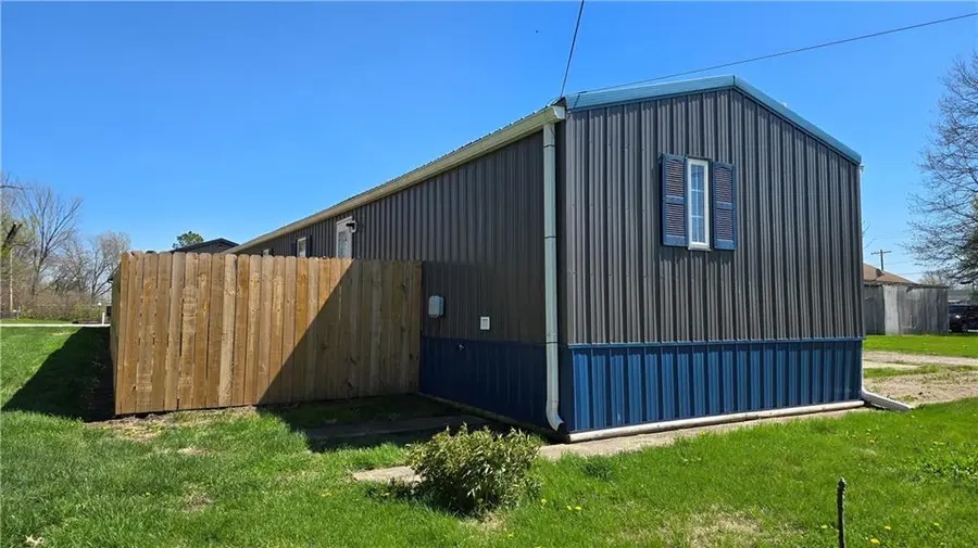 623 Commercial Street, Chillicothe, MO 64601 - #3