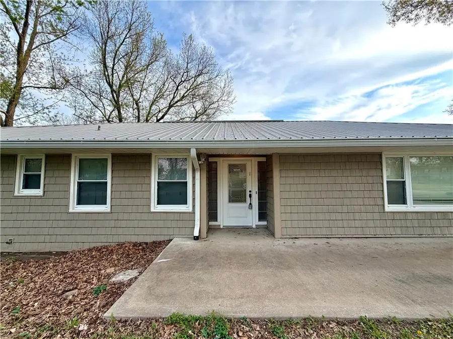 205 W Workman Street, Knob Noster, MO 65336 - #3