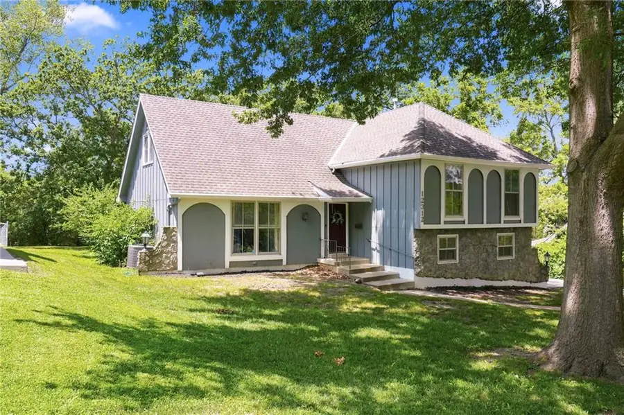 12312 Askew Drive, Grandview, MO 64030 - #3
