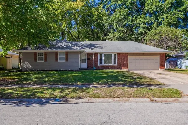 909 NW Range Street, Blue Springs, MO 64015