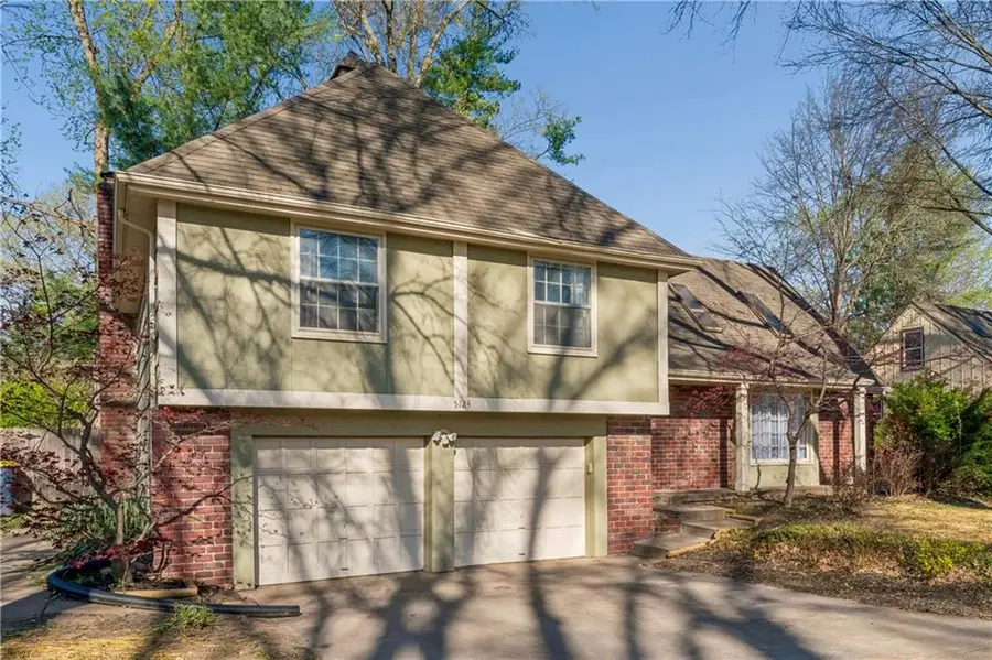 5124 Spring Avenue, Kansas City, MO 64133 - #2