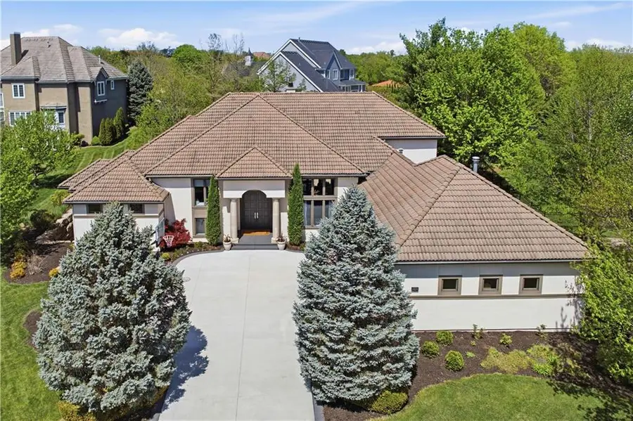 4824 W 144th Terrace, Overland Park, KS 66224 - #2