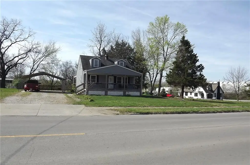 403 Locust Street, Harrisonville, MO 64701 - #1