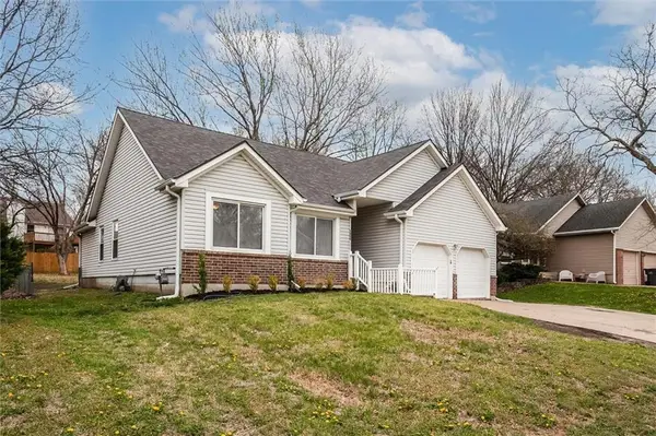 1206 E 125th Street, Olathe, KS 66061