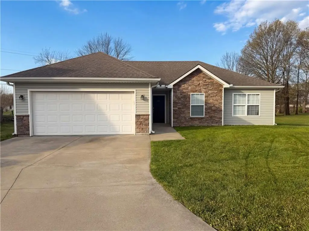 101 Trinity Circle, Harrisonville, MO 64701 - #1