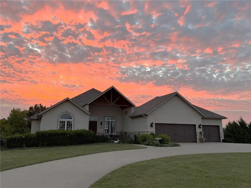 12075 Arbor View Lane, Olathe, KS 66061 - #1