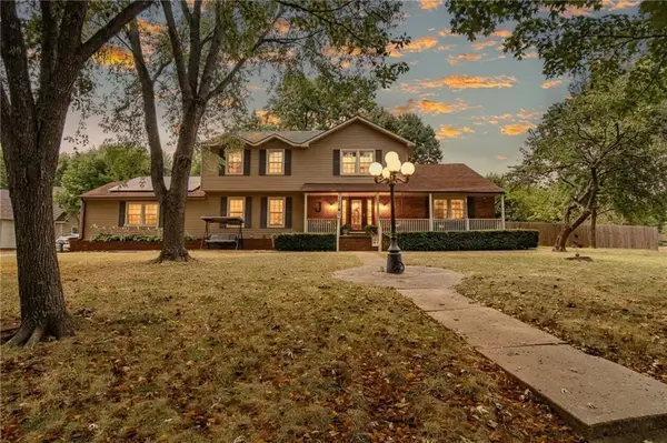 101 S Connie Drive, Clinton, MO 64735