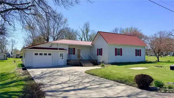 1404 E 13th Street, Trenton, MO 64683
