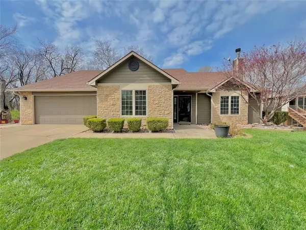539 Bently Drive, Lawrence, KS 66049