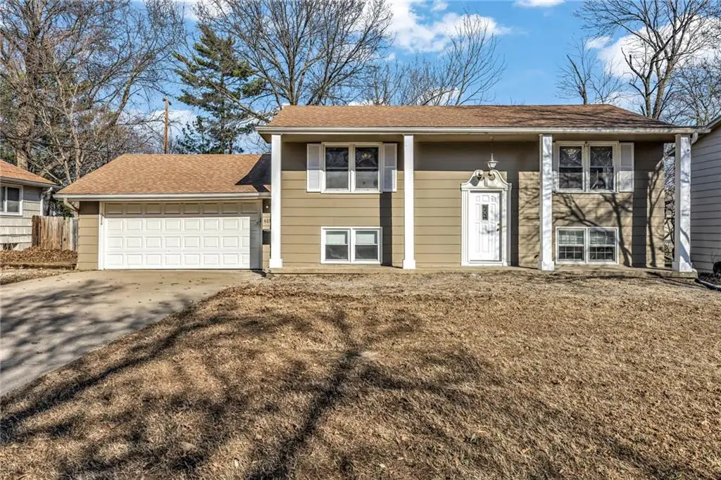 611 NE Corder Street, Lees Summit, MO 64063 - #1