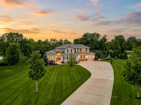 9900 W 152nd Street, Overland Park, KS 66221