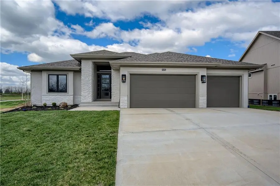2717 NE 91st Place, Kansas City, MO 64156 - #2