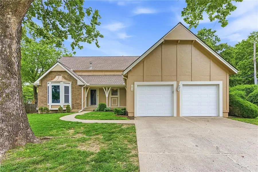 7829 Caenen Street, Lenexa, KS 66216 - #2